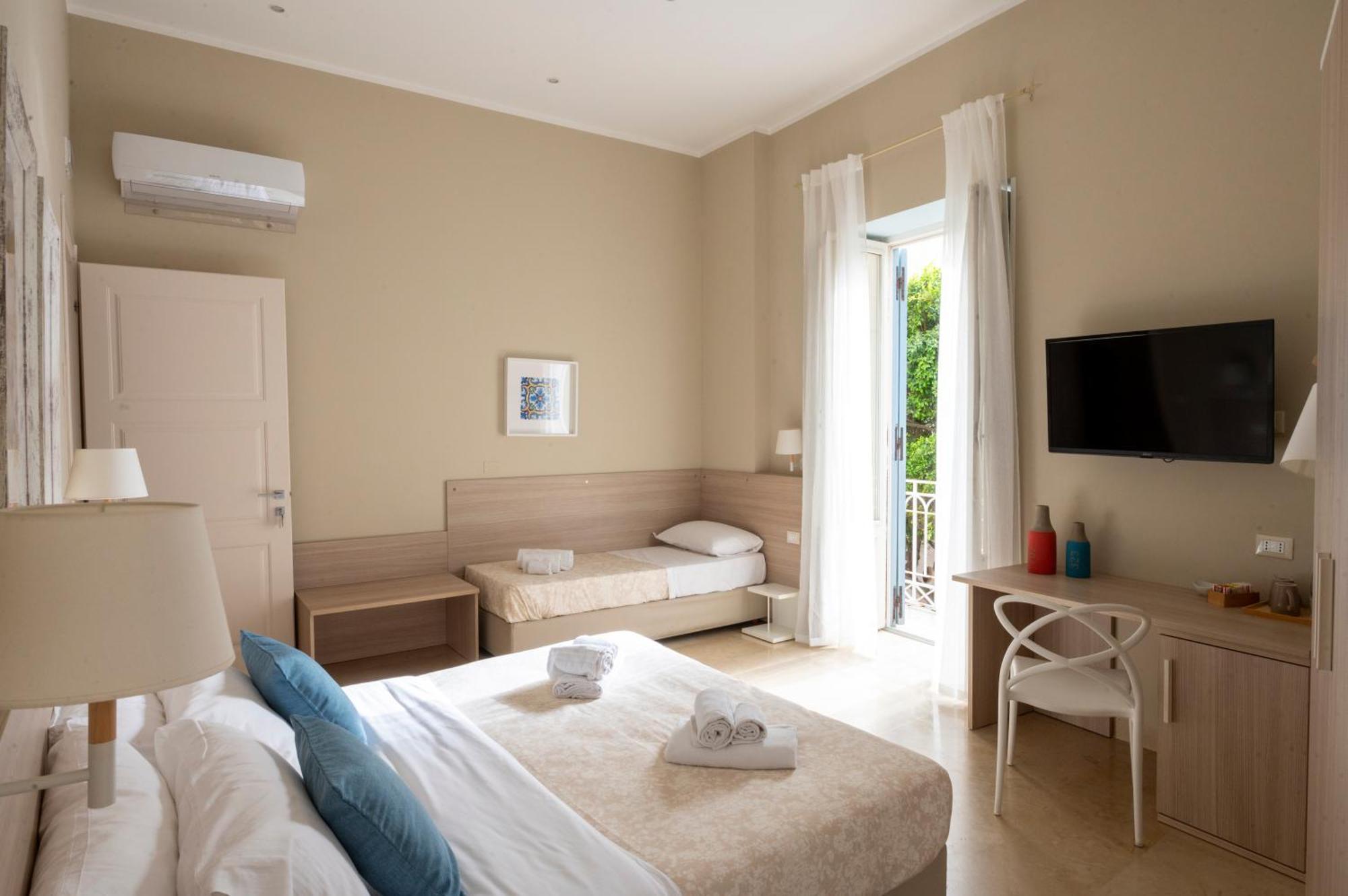 Le Mura - Charme Rooms Trapani Room photo